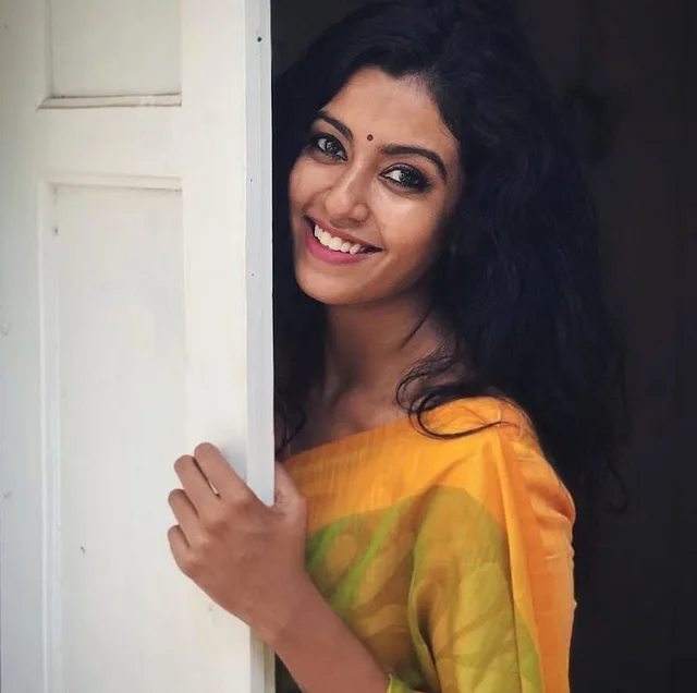 Roshni public profile image